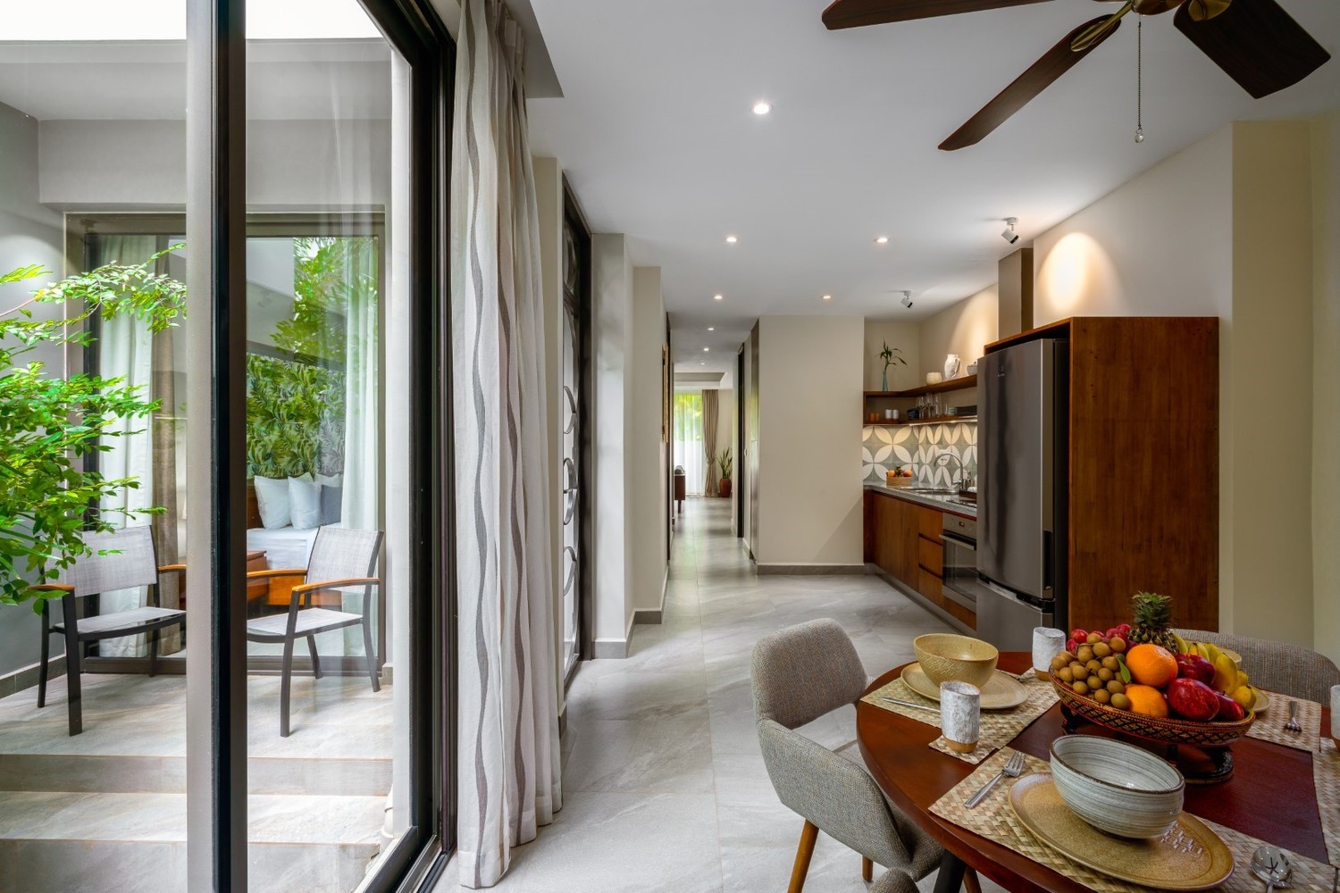 One Bedroom King Suite photo