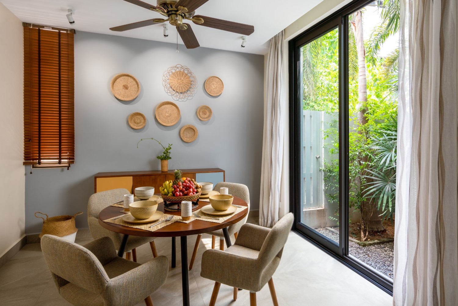 One Bedroom King Suite photo